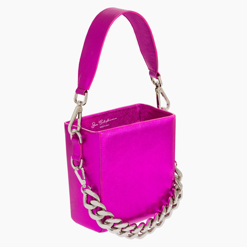 Metallic Pink Handbag, Luxury bags, designer bags , Pink bag, Pink leather, leather, made in Spain, Silver, Silver chunky chain